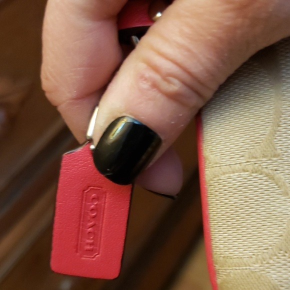 Coach Wristlet Tan and Pink/Coral - Picture 3 of 8